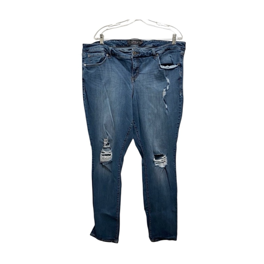 Torrid Boyfriend Jeans Denim Distressed Stretch Chic Trendy Medium Wash Comfy